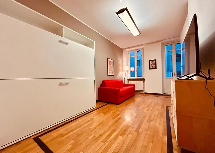 Kibilu - Via Medaglie D'oro Centro Citta Con Parcheggio فاريسّي